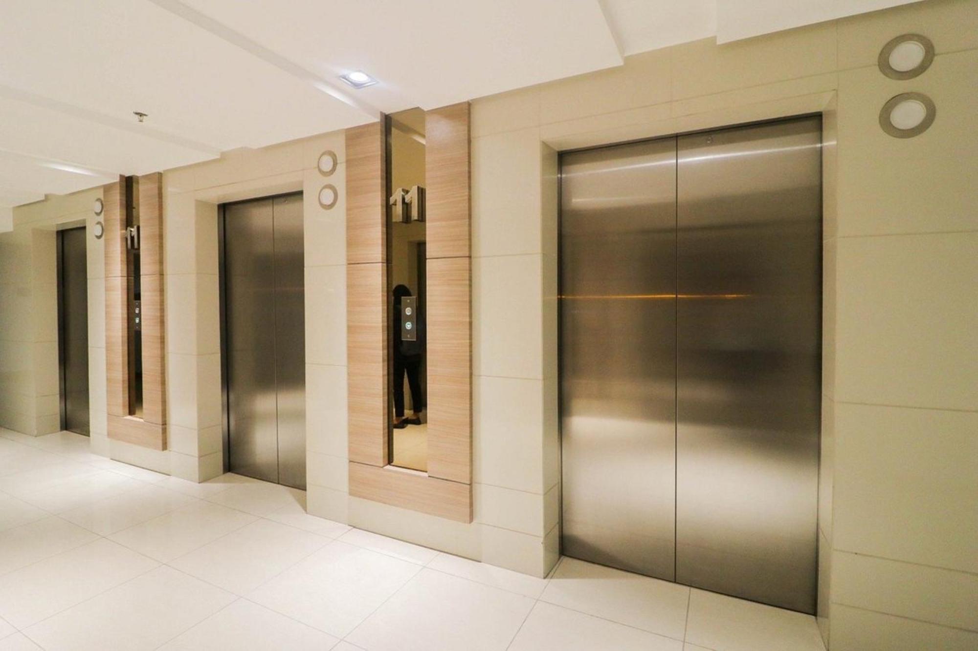 Grass Residences Tower 5 Sm North Qc マニラ市 エクステリア 写真